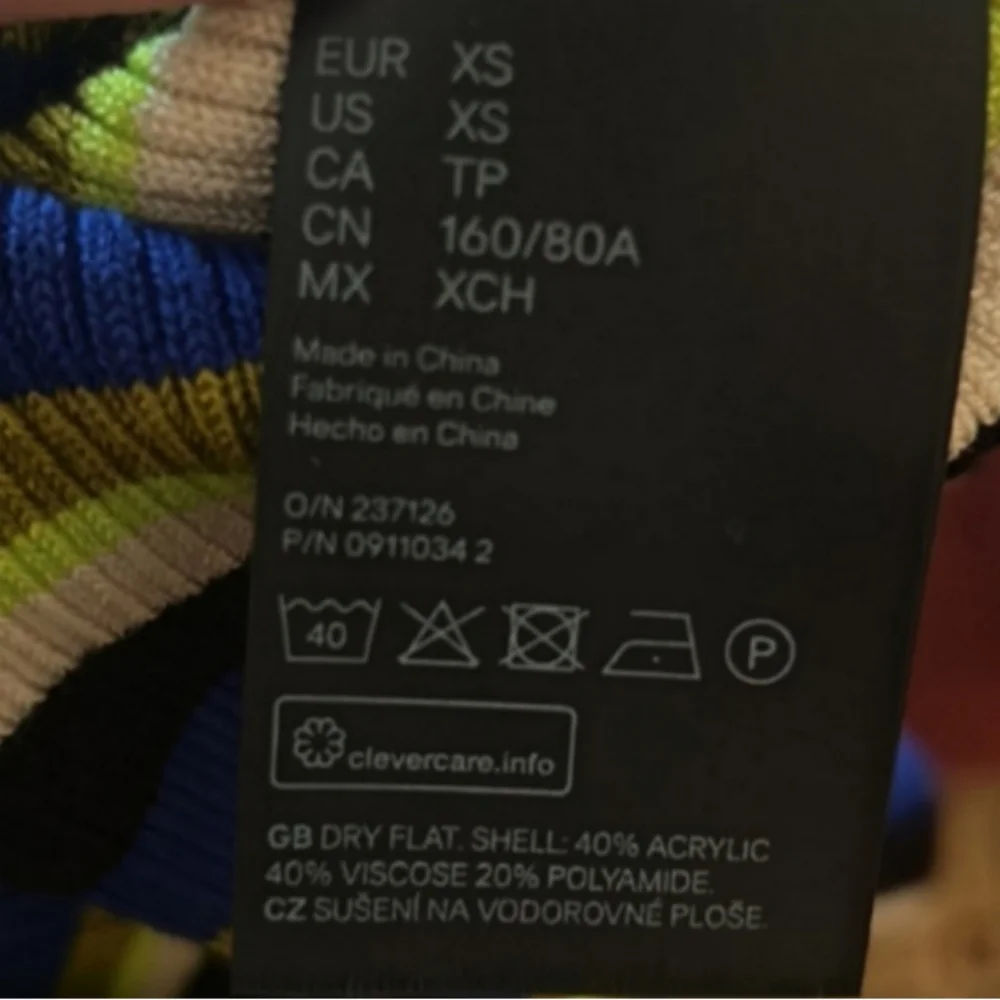 Kangol X H&M Multicolor Striped Long Sleeve Crop Top Size Extra Small Stretchy - Picture 5 of 6
